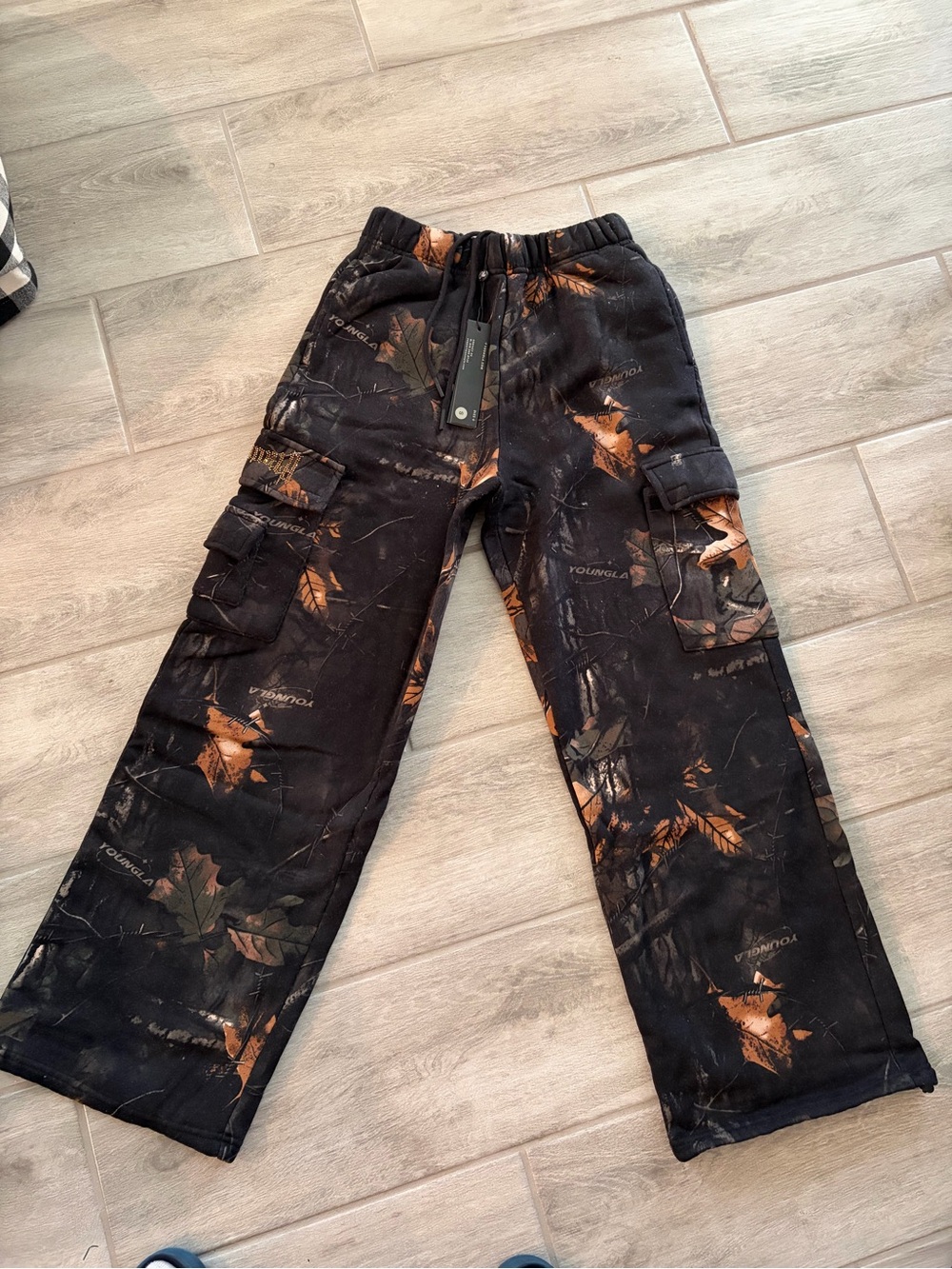 YoungLA Women’s Bling Camo Cargo Joggers Black Barbed Wire Size Small NEW